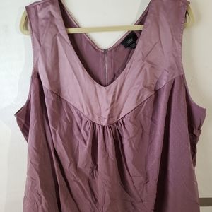 Womens silky lavender top sz 24/26